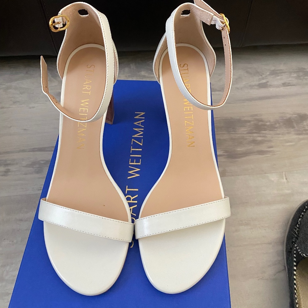 Stuart Weitzman Nearly Nude Sandals